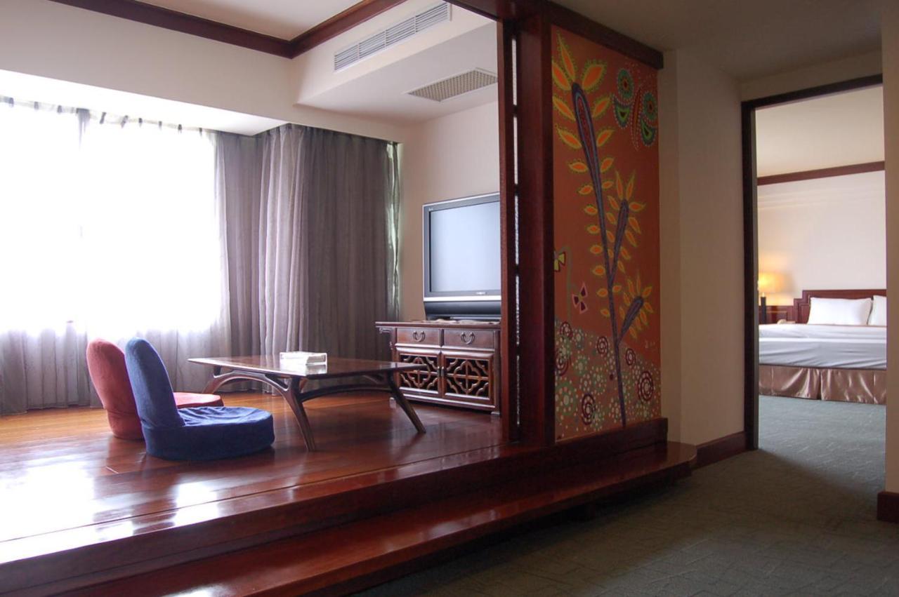 Beautiful Hotel Taipei Xindian Buitenkant foto
