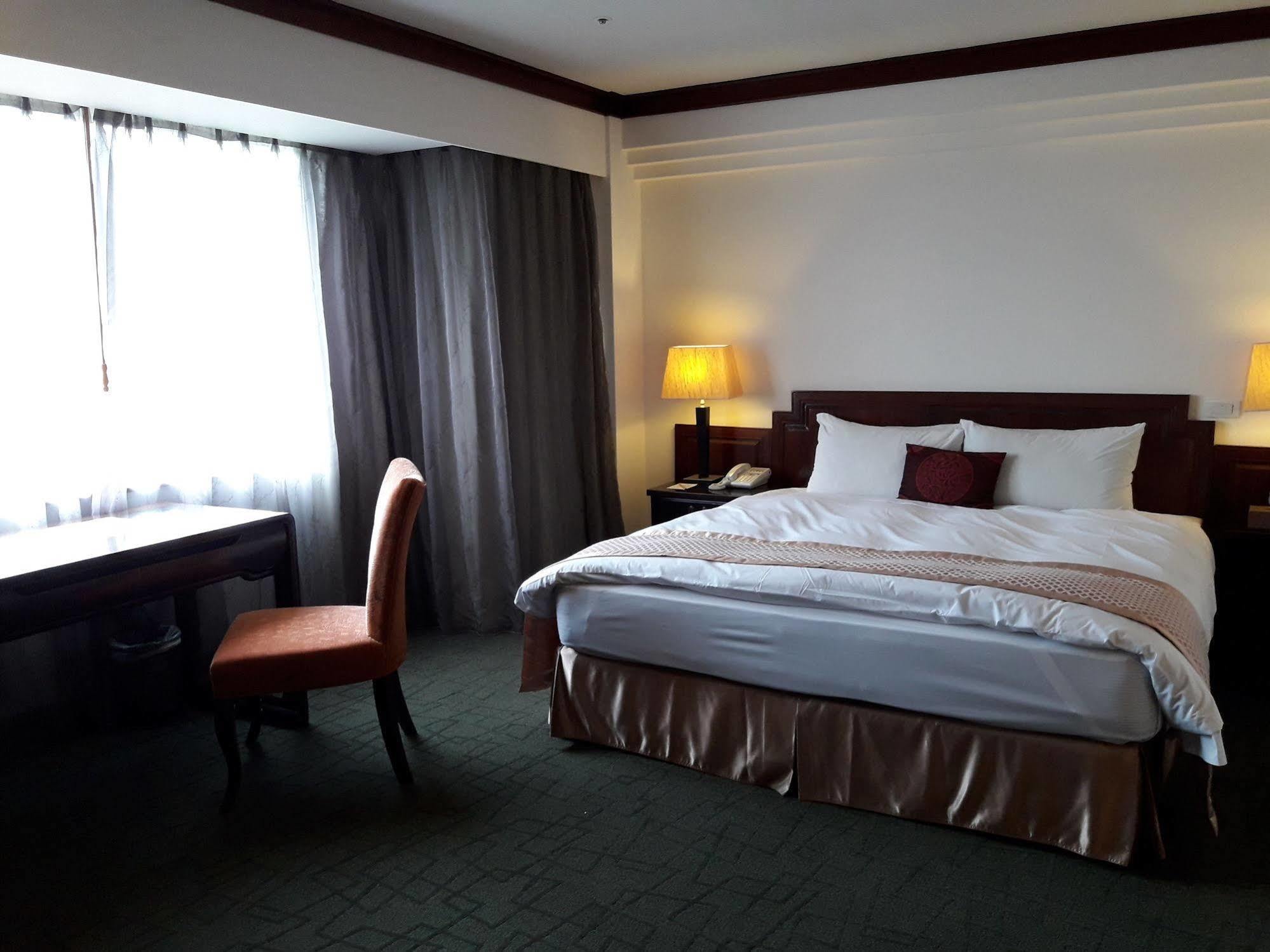 Beautiful Hotel Taipei Xindian Buitenkant foto